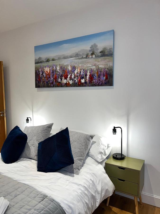 Lavender Retreat Panzió Wrexham Kültér fotó